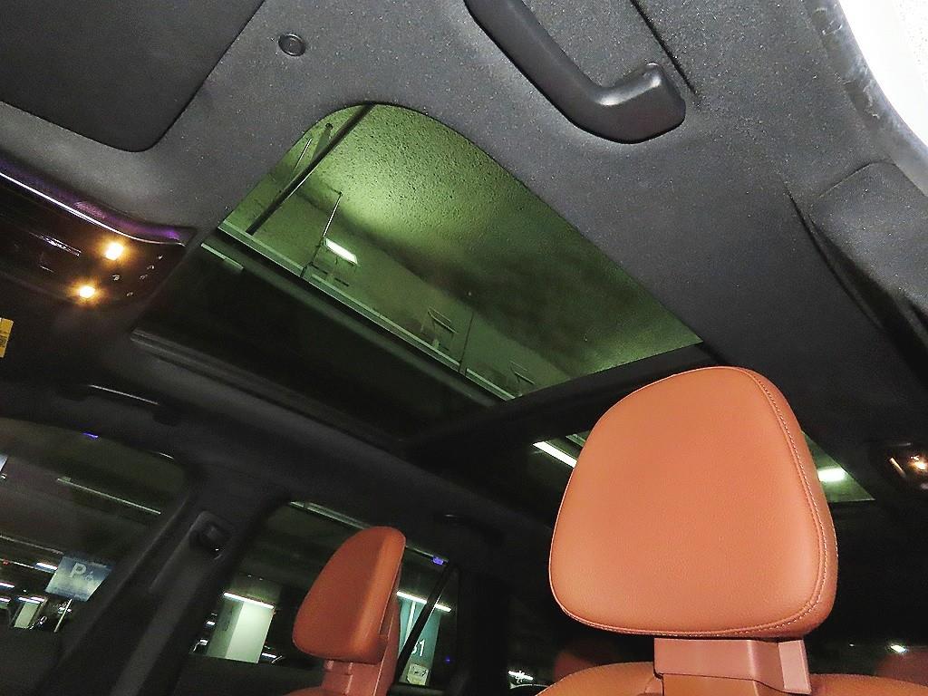 벤츠 GLC클래스(2세대) GLC 220d 4매틱 - 14