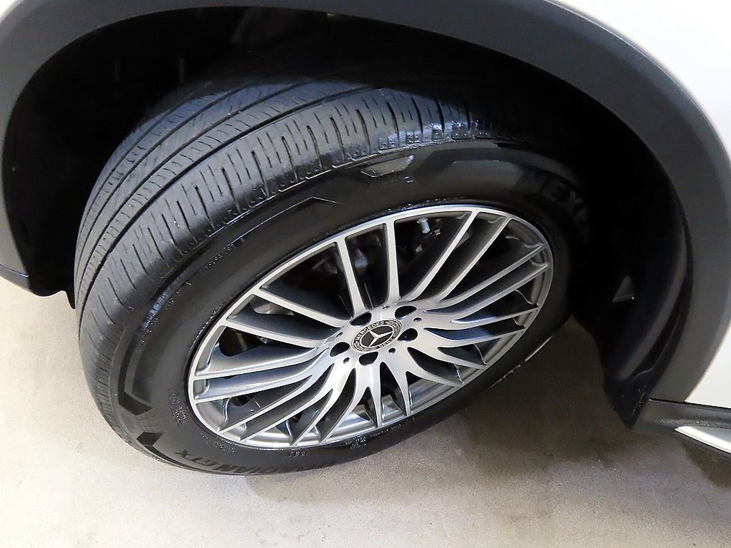 벤츠 GLC클래스(2세대) GLC 220d 4매틱 - 20
