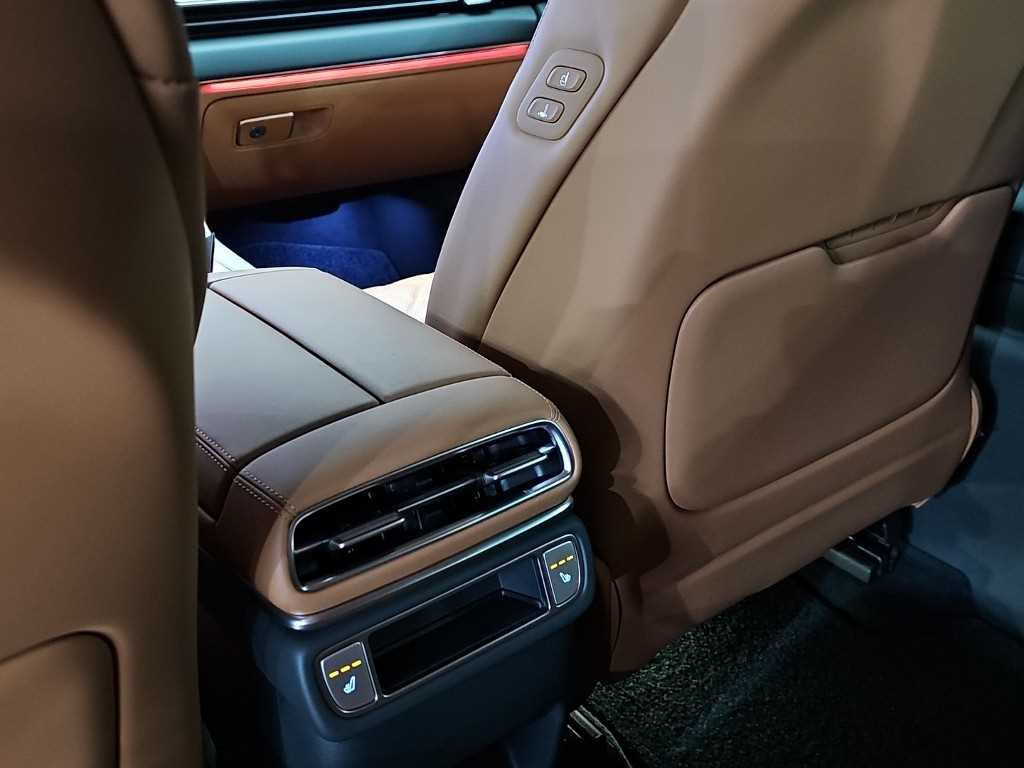 Genesis 뉴 GV80 2.5 가솔린 2WD 기본형 - 14
