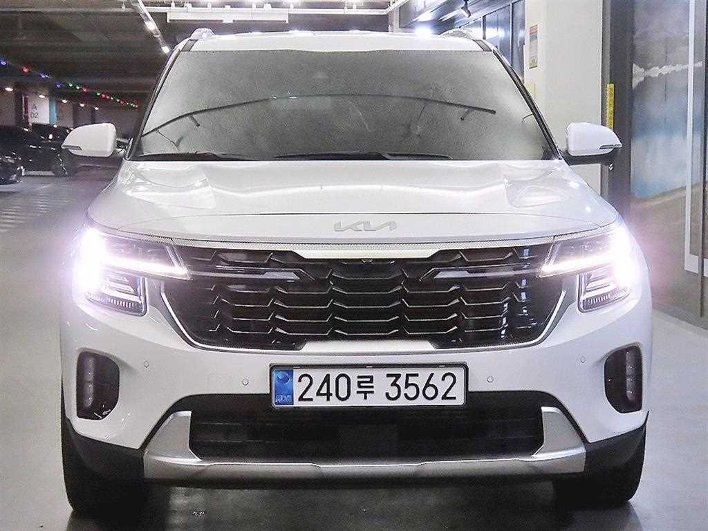기아 더 뉴 셀토스 1.6 가솔린 터보 2WD 시그니처 - 2