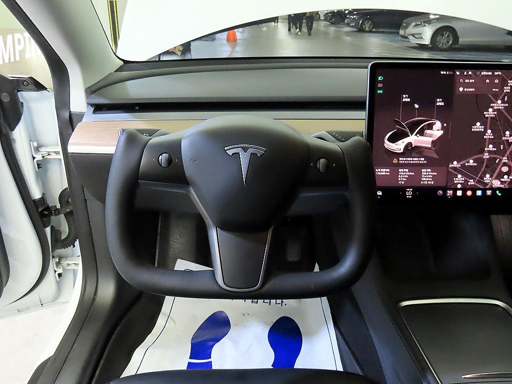 Tesla Model 3 AWD 롱 레인지 - 8