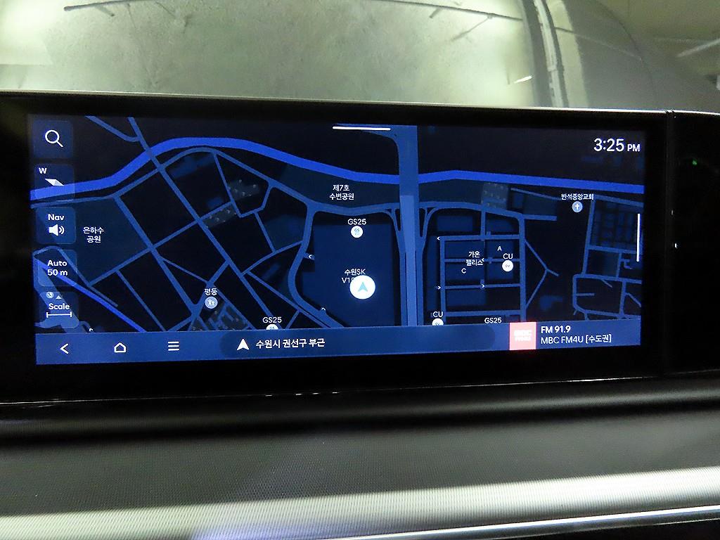 Hyundai Grandeur Hybrid (GN7) 1.6 HEV 프리미엄 - 14
