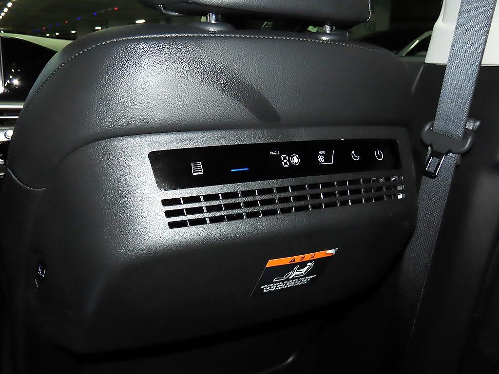 Hyundai Grandeur Hybrid (GN7) 1.6 HEV 프리미엄 - 17