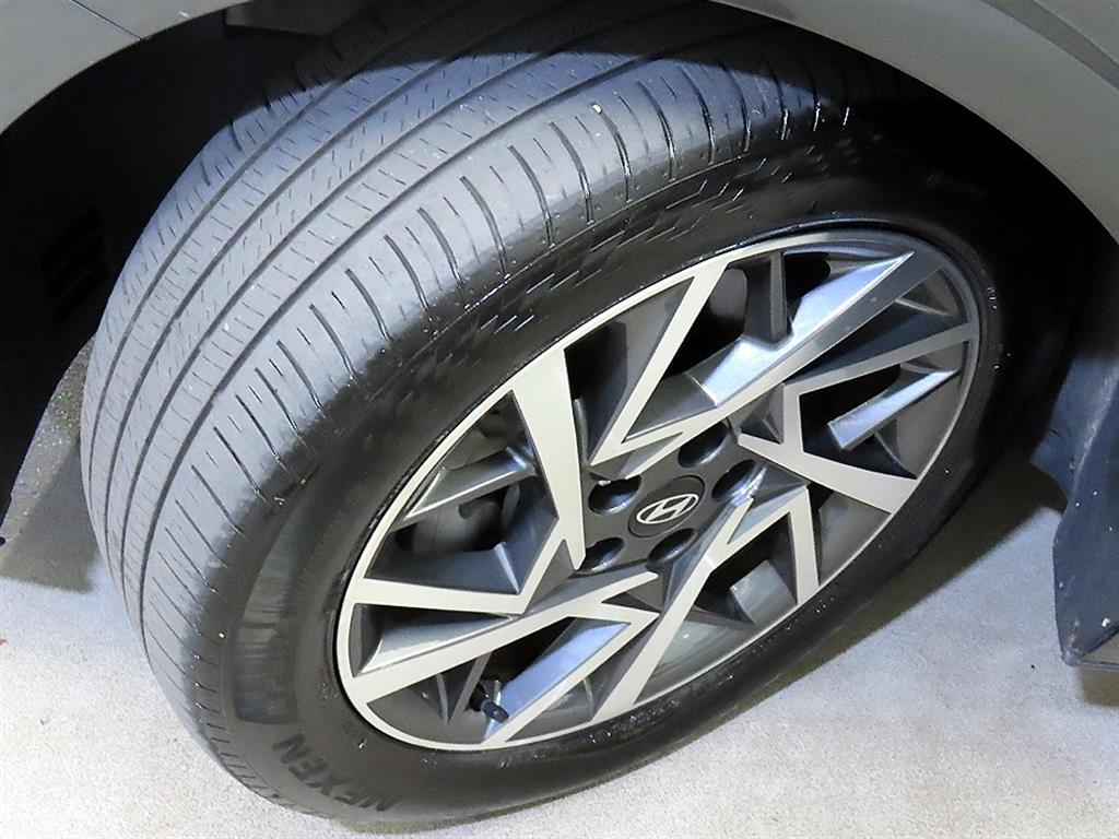 Hyundai Grandeur Hybrid (GN7) 1.6 HEV 프리미엄 - 20