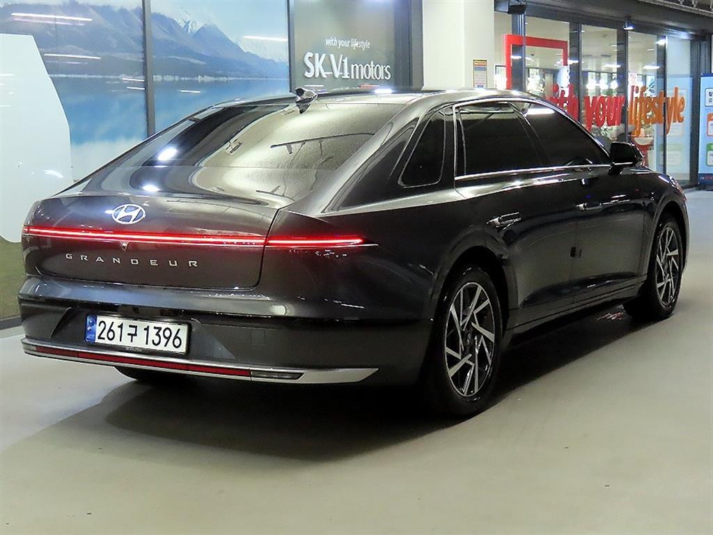 Hyundai Grandeur Hybrid (GN7) 1.6 HEV 프리미엄 - 4