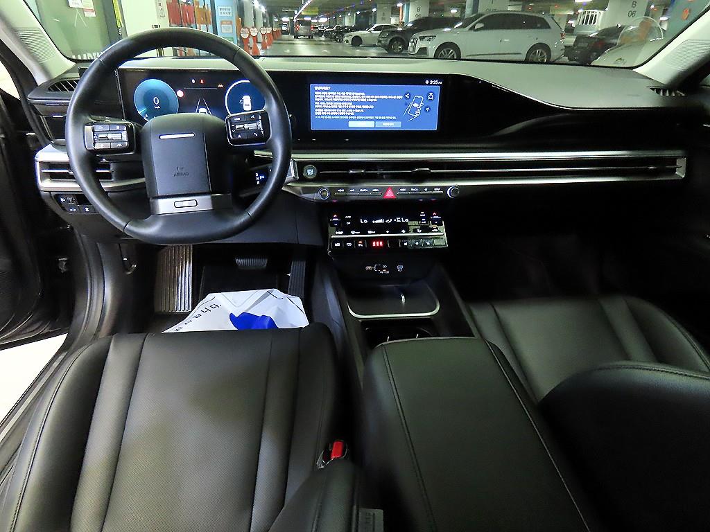 Hyundai Grandeur Hybrid (GN7) 1.6 HEV 프리미엄 - 10