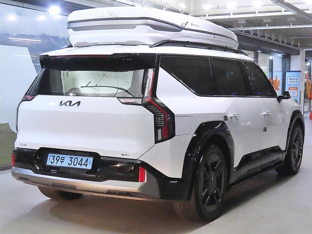 기아 EV9 롱레인지 4WD GT 라인 - 4