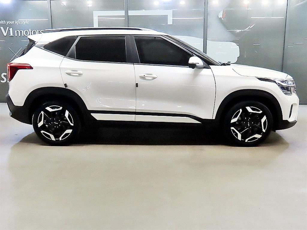 기아 더 뉴 셀토스 1.6 가솔린 터보 4WD 시그니처 - 3