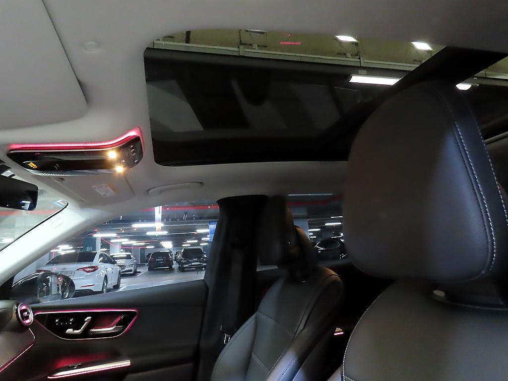 벤츠 GLC클래스(2세대) GLC 220d 4매틱 - 16