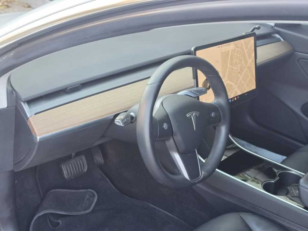 Tesla Model 3 AWD 롱 레인지 - 7