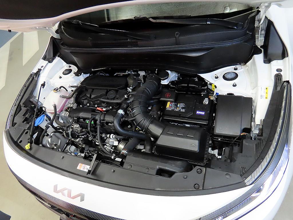 Kia The New Seltos 1.6 가솔린 터보 4WD 시그니처 그래비티 - 19