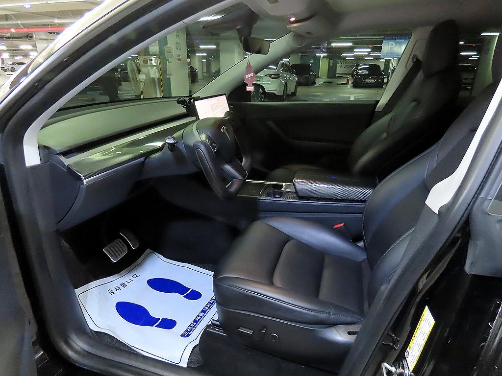 Tesla Model Y AWD 롱 레인지 - 6
