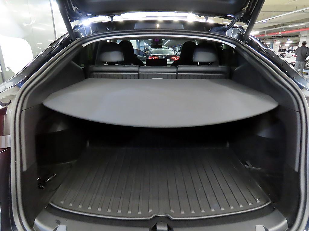 테슬라 모델 Y RWD - 17