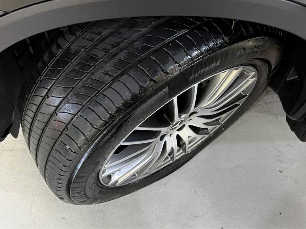 Mercedes-Benz GLC클래스(2세대) GLC 300 4매틱 아방가르드 - 19