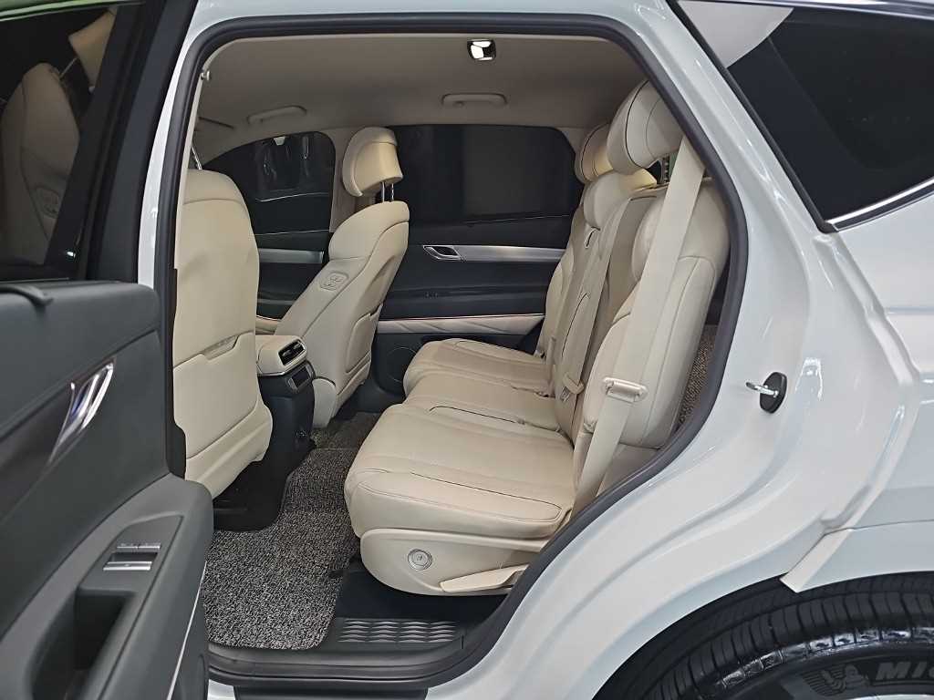 제네시스 뉴 GV80 2.5 가솔린 AWD 기본형 - 12