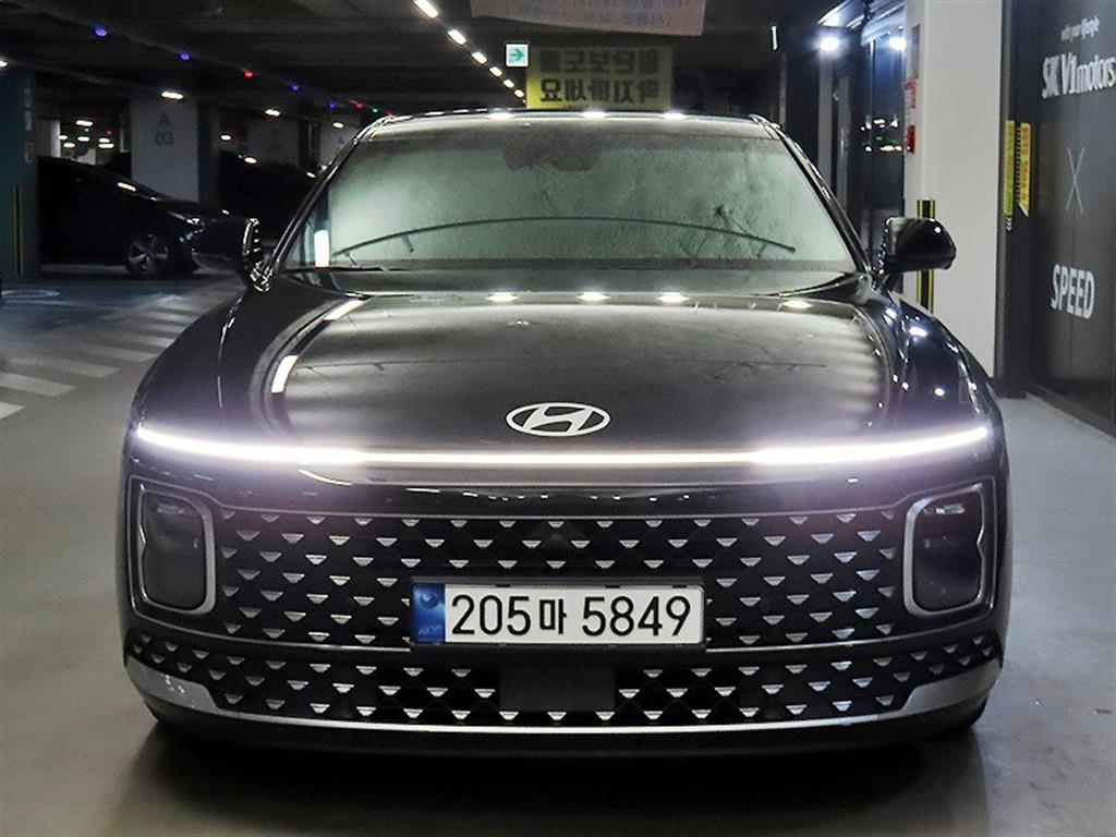 Hyundai Grandeur Hybrid (GN7) 1.6 HEV 익스클루시브 - 2