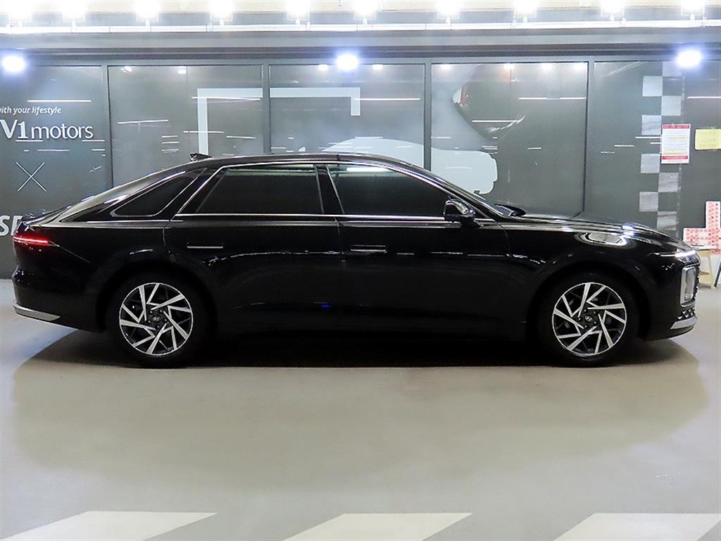 Hyundai Grandeur Hybrid (GN7) 1.6 HEV 익스클루시브 - 3