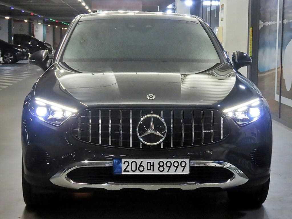 벤츠 GLC클래스(2세대) GLC 300 4매틱 쿠페 아방가르드 - 2