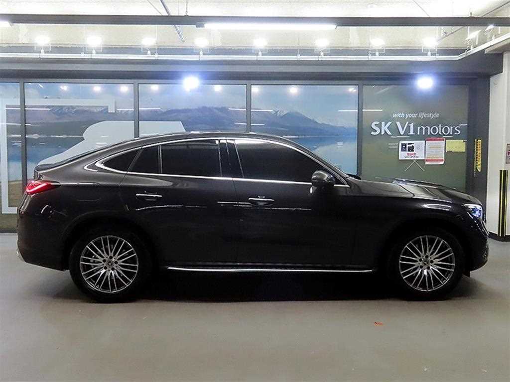 벤츠 GLC클래스(2세대) GLC 300 4매틱 쿠페 아방가르드 - 3
