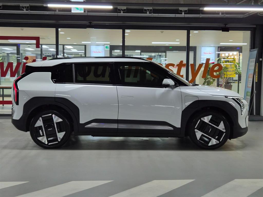 Kia EV3 Long Range Earth - 3