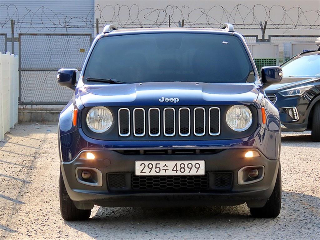 Exterior photo of the 2016 Jeep Renegade, VIN ...C86130