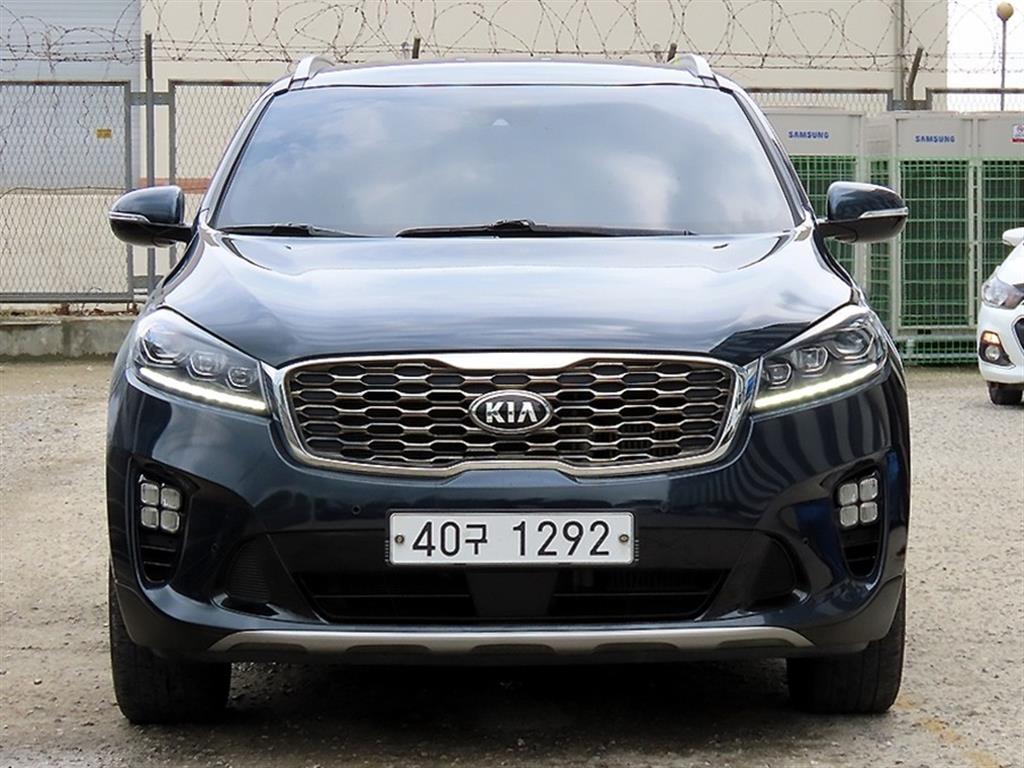 Exterior photo of the 2020 Kia Sorento, VIN ...579174