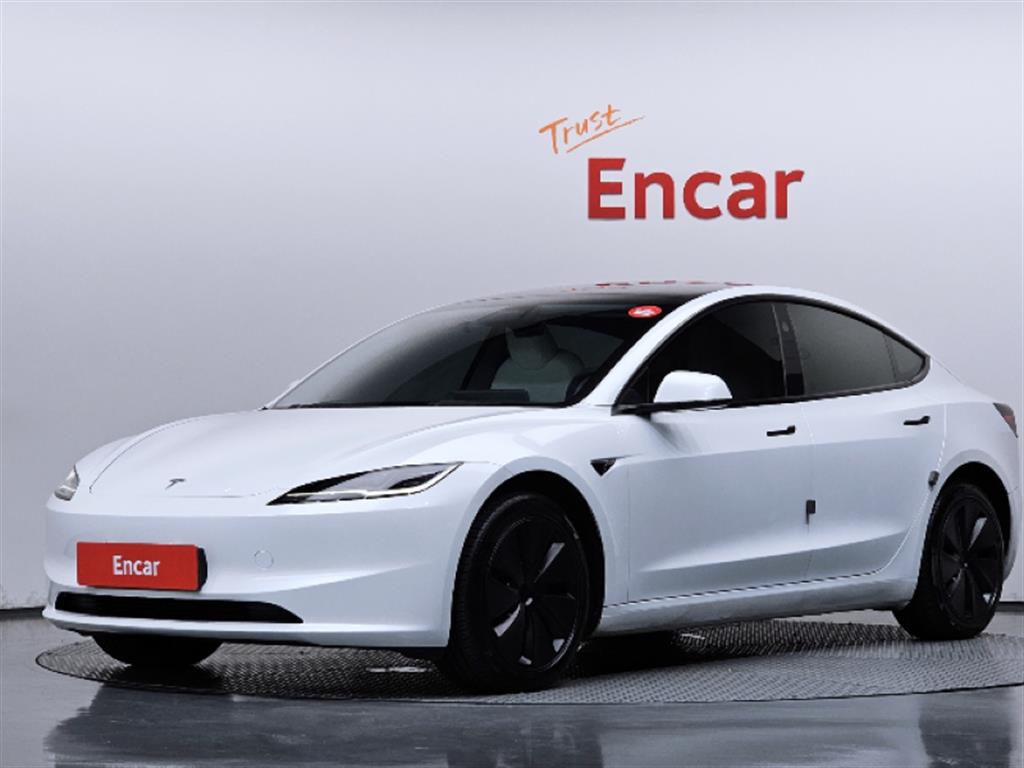 Tesla Model 3 RWD