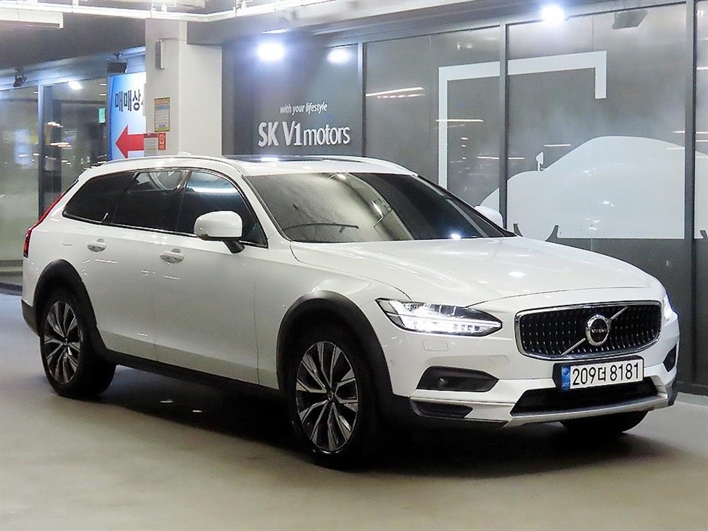 볼보 V90 크로스컨트리 2.0 B5 AWD 프로