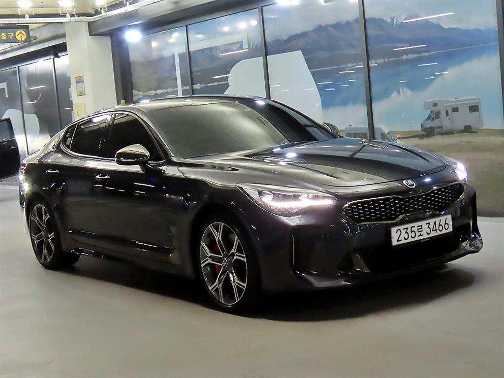 Kia Stinger 2.0 터보 AWD 플래티넘