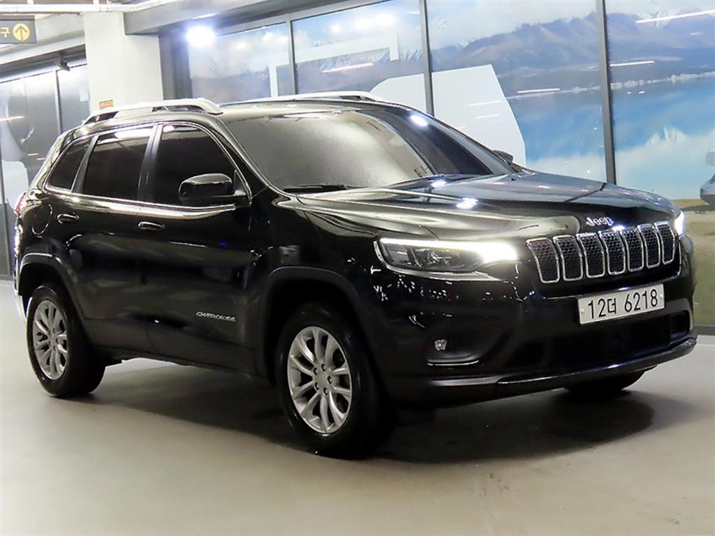 Jeep Cherokee (KL) 2.4 AWD 론지튜드 하이