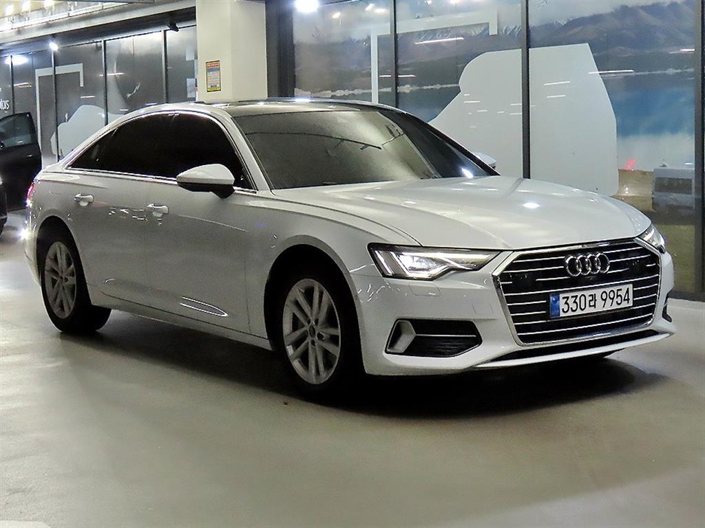 아우디 A6(5세대) 45 TFSI