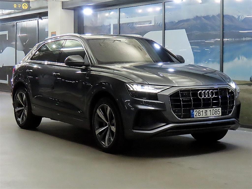 Audi Q8 50 TDI Quattro 프리미엄