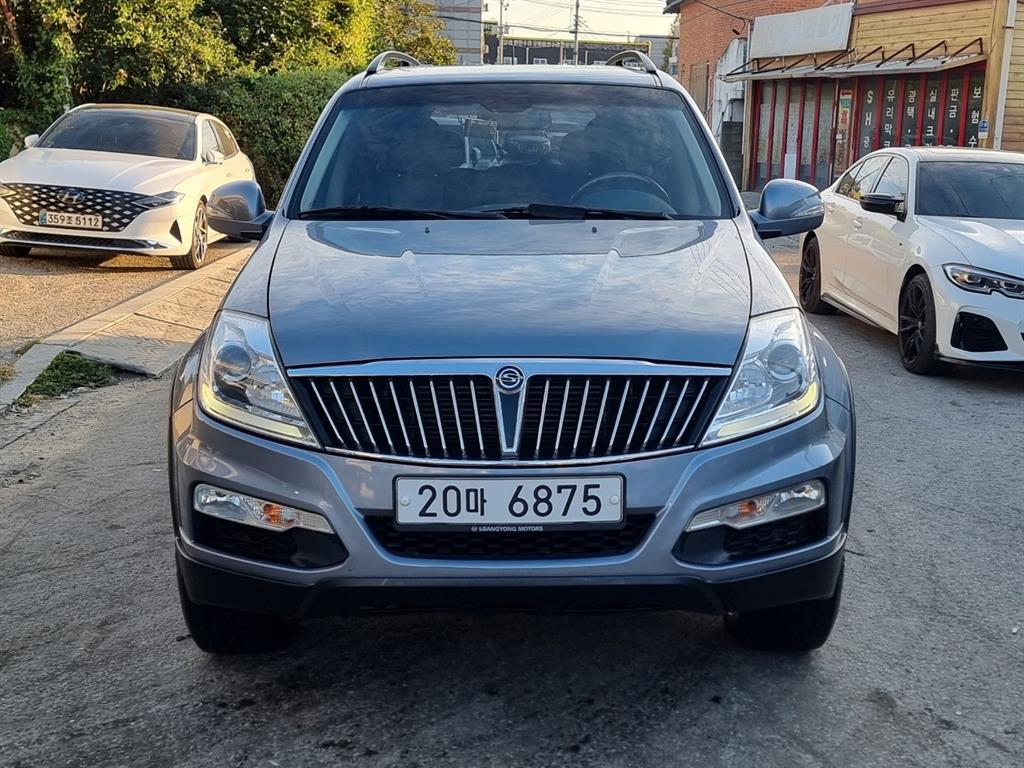 KG모빌리티(쌍용) 렉스턴W 2.0 4WD RX7 럭셔리