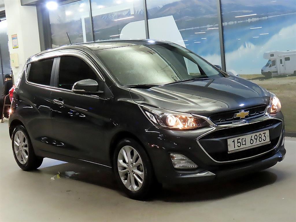 Chevrolet The New Spark Premier 프리미어