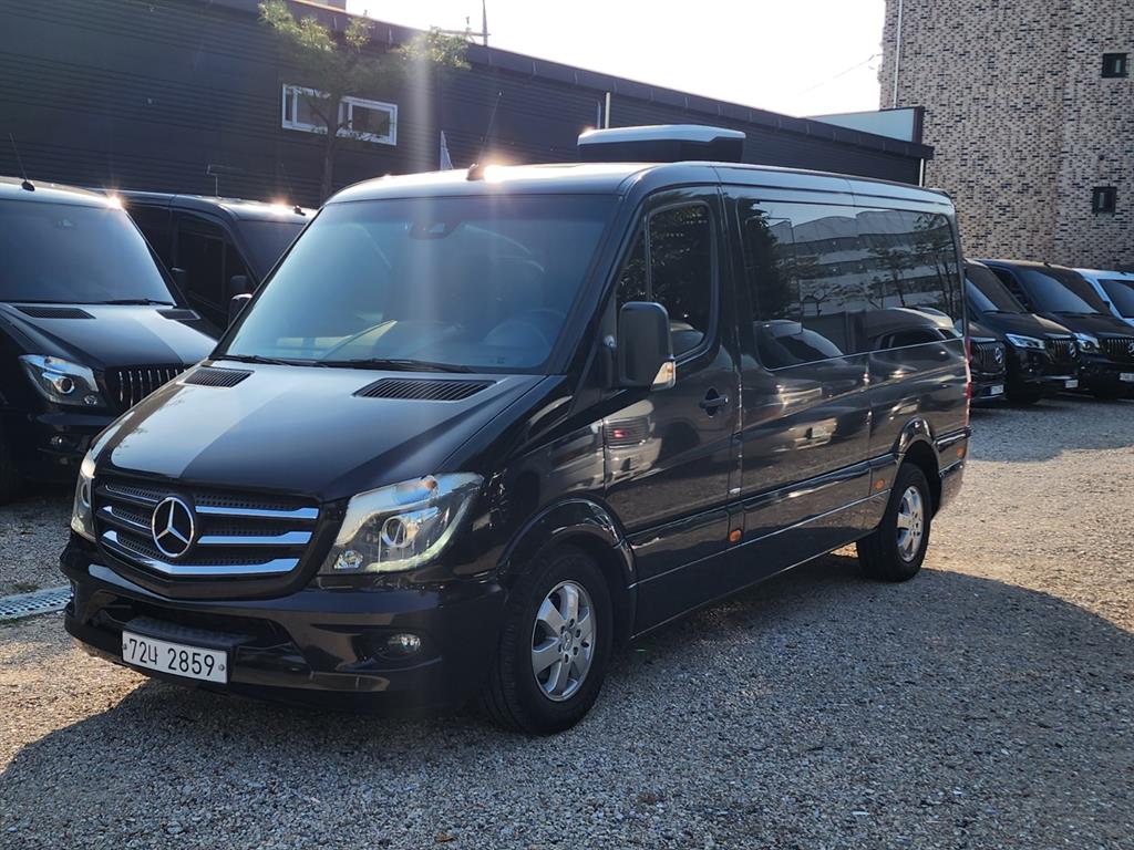 Mercedes-Benz Sprinter 2nd Gen 3.0 Diesel VIP