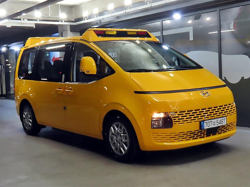 Hyundai Staria 3.5 LPG 킨더 11인승