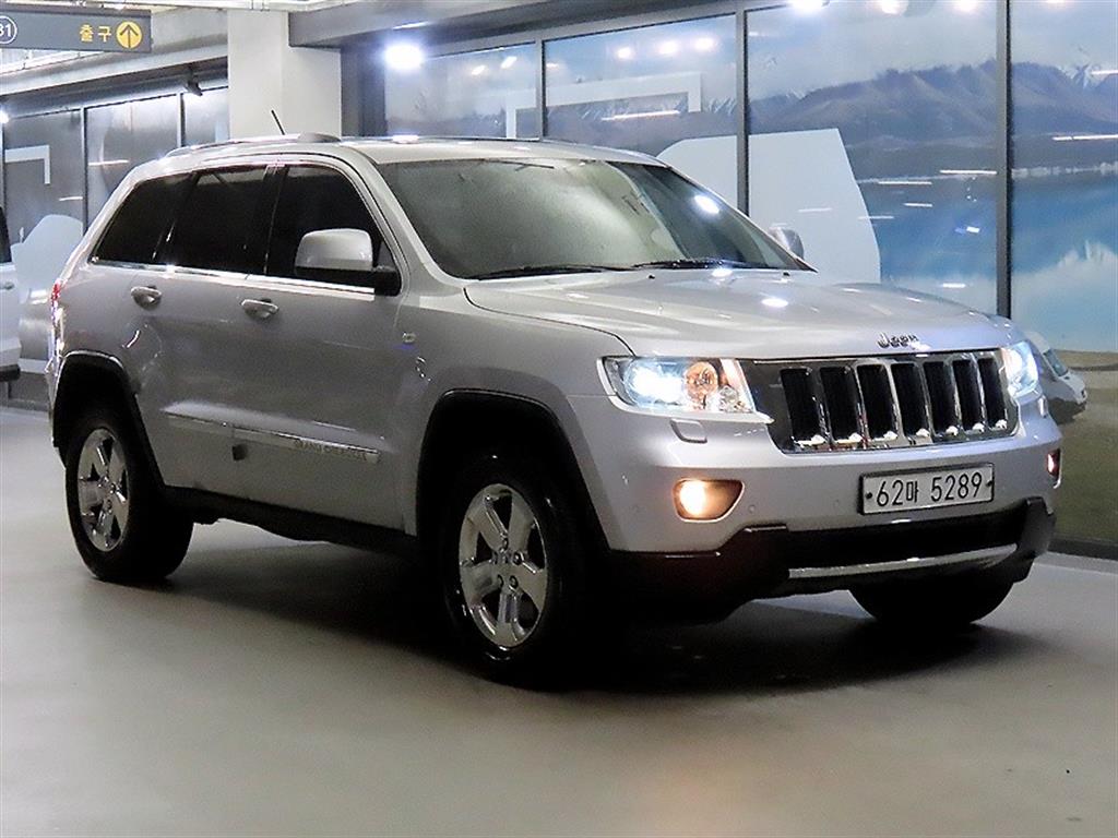 Jeep 그랜드 체로키(WK2) 3.0 V6 터보디젤 라레도