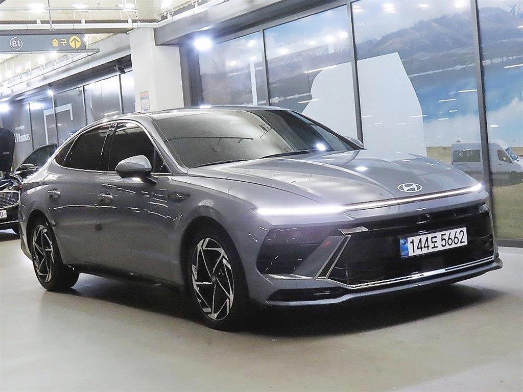 Hyundai Sonata The Edge (DN8) Gasoline 1.6 Turbo Inspiration