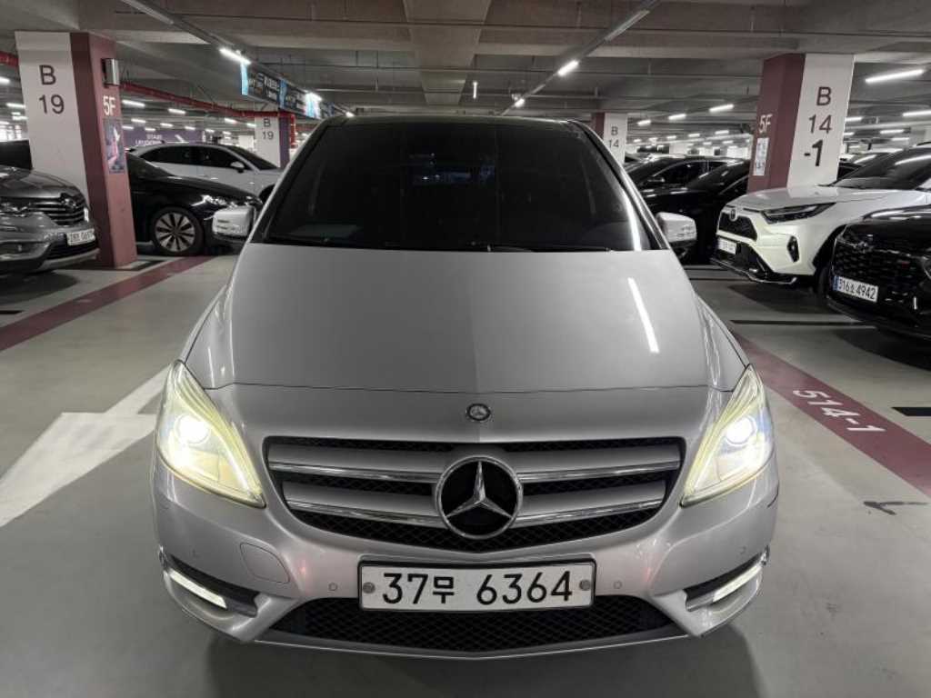 Mercedes-Benz B클래스(2세대) B200 CDI 블루이피션시 스포츠팩