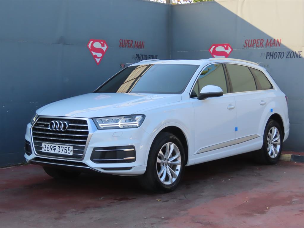 아우디 Q7(2세대) 45 TFSI 콰트로