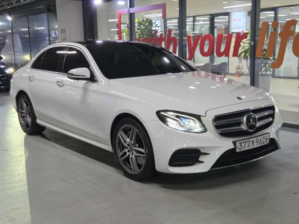 벤츠 E클래스(5세대) E300 4매틱 AMG 라인