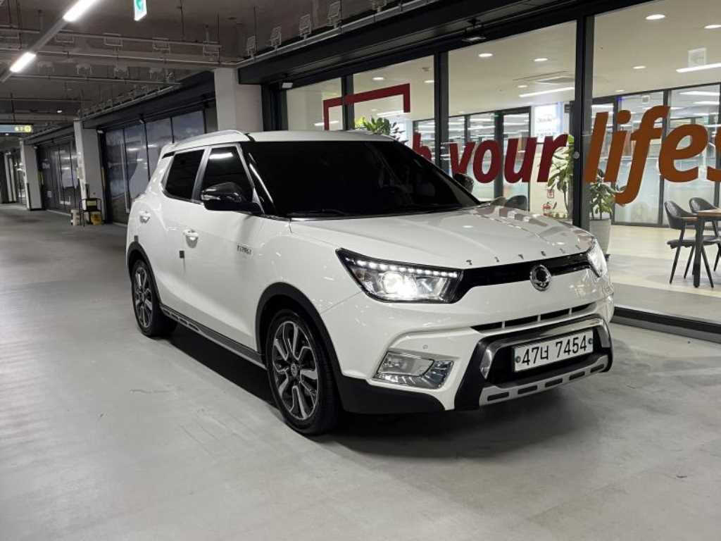 KG Mobility (SsangYong) Tivoli 가솔린 2WD LX 최고급형