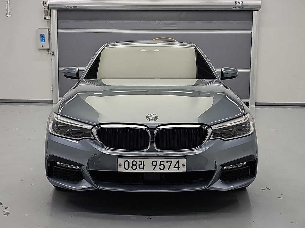 BMW 5시리즈(7세대) 530i xDrive M스포츠팩 플러스