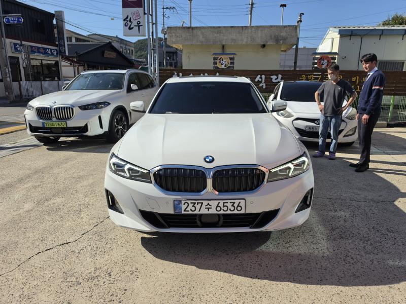 BMW 3시리즈(7세대) 320i