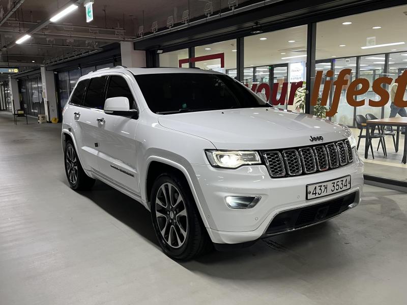 Jeep 그랜드 체로키(WK2) 3.0 V6 터보디젤 오버랜드