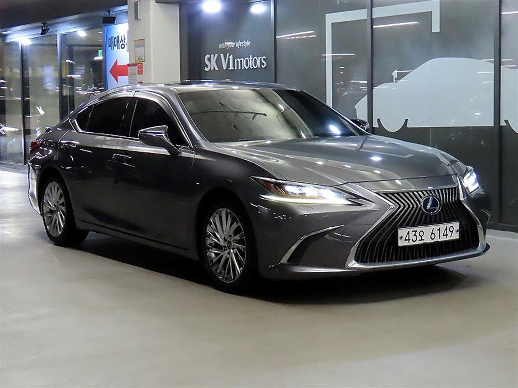 Lexus ES(7세대) 300h 이그제큐티브