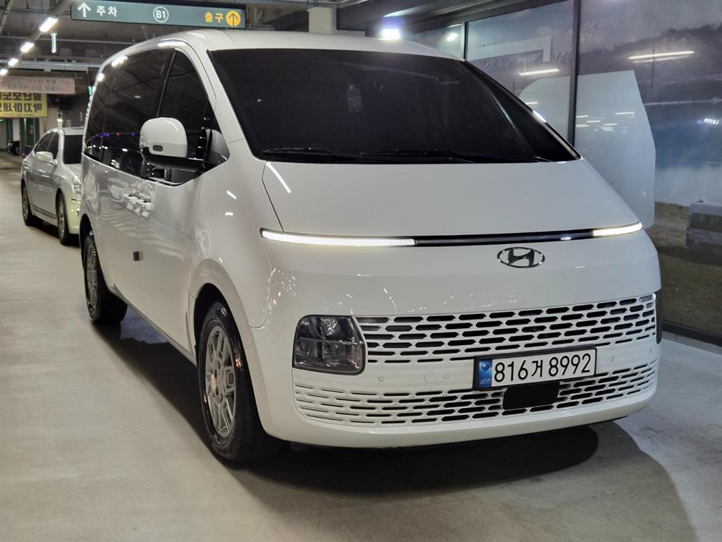Hyundai Staria 2.2 디젤 카고 3인승 모던