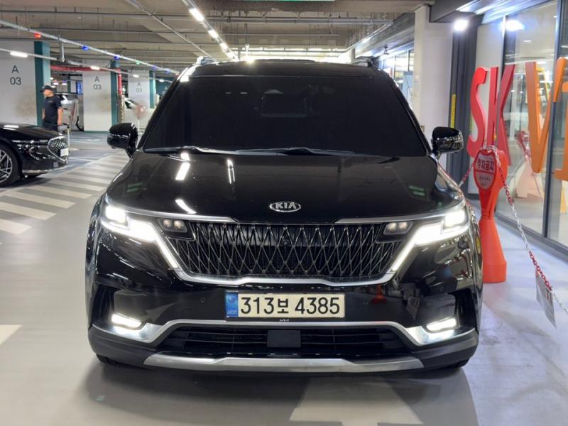 Kia Carnival 4th Gen 9인승 디젤 시그니처