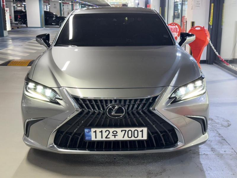 Lexus ES(7세대) 300h 이그제큐티브