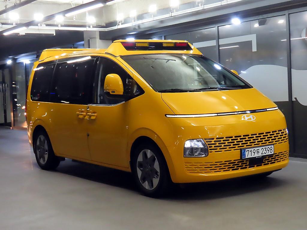 Hyundai Staria 3.5 LPG 킨더 11인승